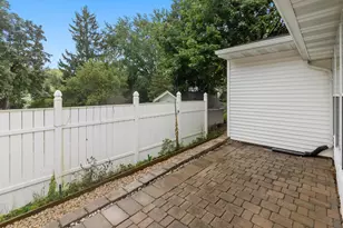282 N Franklin St, Whitewater, WI 53190 - Photo 33
