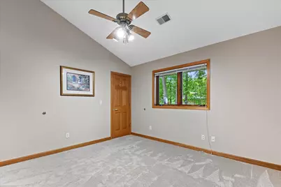 2416 N 118th St, Wauwatosa, WI 53226 - Photo 33