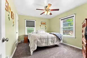 4405 Harding Rd, Kenosha, WI 53142 - Photo 15