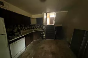 9031 N 95th St, Milwaukee, WI 53224 - Photo 11