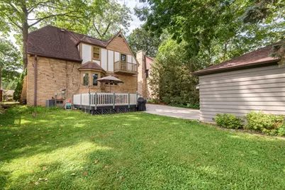 108 N 88th St, Wauwatosa, WI 53226 - Photo 5