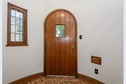 108 N 88th St, Wauwatosa, WI 53226 - Photo 11