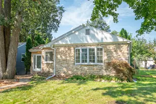 5737 N Sievers Pl, Glendale, WI 53209 - Photo 1