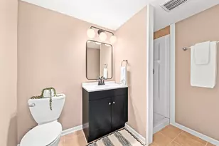 5737 N Sievers Pl, Glendale, WI 53209 - Photo 17