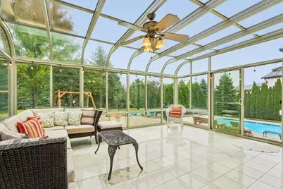 7380 S Cambridge Dr, Franklin, WI 53132 - Photo 7