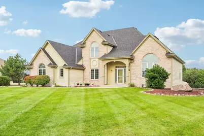 7380 S Cambridge Dr, Franklin, WI 53132 - Photo 3
