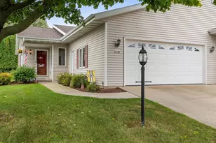 1504 Deer Brook Dr, Two Rivers, WI 54241 - Photo 1