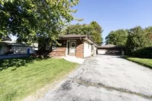 5314 W Allerton Ave, Greenfield, WI 53220 - Photo 1