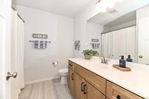 663 E Blf Cir, Racine, WI 53185 - Photo 29