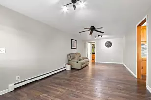 11811 304th Ave, Salem Lakes, WI 53179 - Photo 7