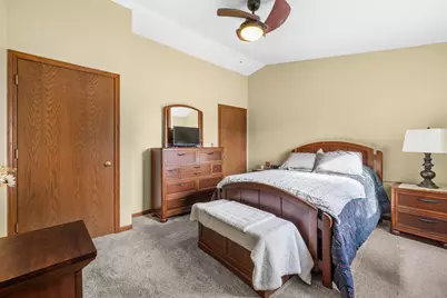 3825 W College Ave, Milwaukee, WI 53221 - Photo 29