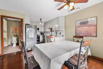 3825 W College Ave, Milwaukee, WI 53221 - Photo 17