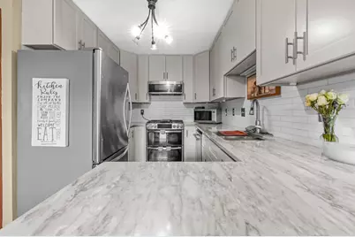 3825 W College Ave, Milwaukee, WI 53221 - Photo 19
