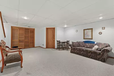 8173 S Legend Dr, Franklin, WI 53132 - Photo 11