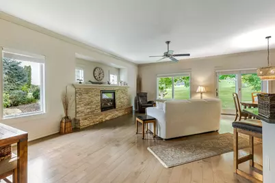 303  French Rd, Onalaska, WI 54650 - Photo 5