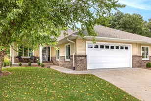 303 French Rd, Onalaska, WI 54650 - Photo 1