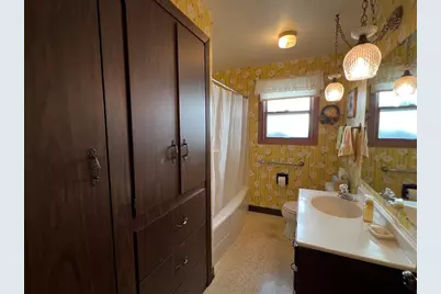 1919  27th St, Two Rivers, WI 54241 - Photo 15