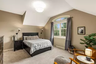 2120 Carriage Hills Dr, Delafield, WI 53018 - Photo 41