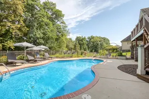 2120 Carriage Hills Dr, Delafield, WI 53018 - Photo 67