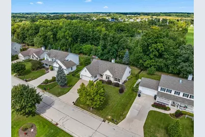 4020 W Lakeview Dr, Franklin, WI 53132 - Photo 53