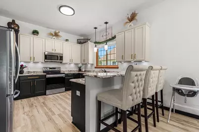 4020 W Lakeview Dr, Franklin, WI 53132 - Photo 15
