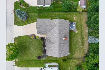 4020 W Lakeview Dr, Franklin, WI 53132 - Photo 59