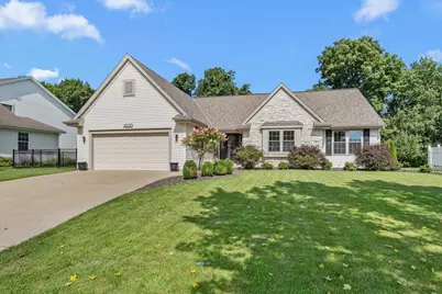 4020 W Lakeview Dr, Franklin, WI 53132 - Photo 1