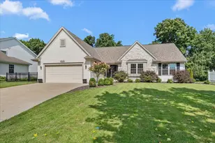 4020 W Lakeview Dr, Franklin, WI 53132 - Photo 1