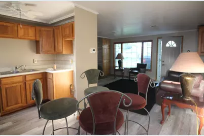 2715 S 50th St, Milwaukee, WI 53219 - Photo 5