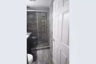 2715 S 50th St, Milwaukee, WI 53219 - Photo 19