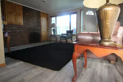 2715 S 50th St, Milwaukee, WI 53219 - Photo 7
