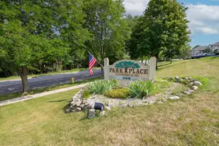 530 N Silverbrook Dr, West Bend, WI 53090 - Photo 29