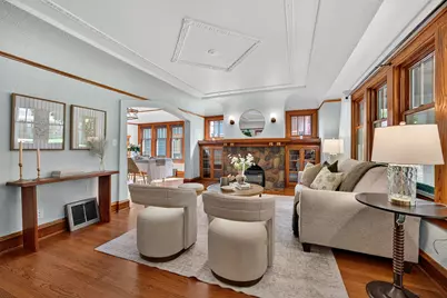 3318 N Weil St, Milwaukee, WI 53212 - Photo 3