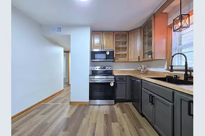 3136 N 77th St, Milwaukee, WI 53222 - Photo 5