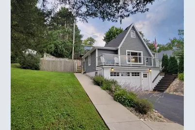 30131  Arrow Dr, Burlington, WI 53105 - Photo 1