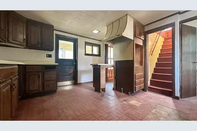 348 S Whiton St, Whitewater, WI 53190 - Photo 5
