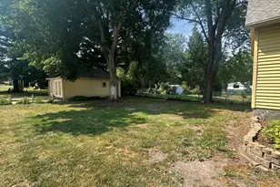 348 S Whiton St, Whitewater, WI 53190 - Photo 27