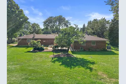 949  Hickory Hill Pkwy, Richfield, WI 53033 - Photo 57