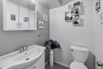 4157 W College Ave, Franklin, WI 53221 - Photo 9