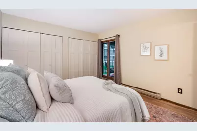 1906 E Shorewood Blvd #153, Shorewood, WI 53211 - Photo 11