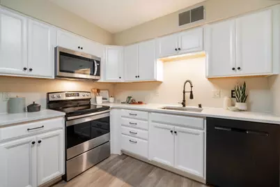 1906 E Shorewood Blvd #153, Shorewood, WI 53211 - Photo 3