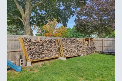 1521  Beech St, South Milwaukee, WI 53172 - Photo 37