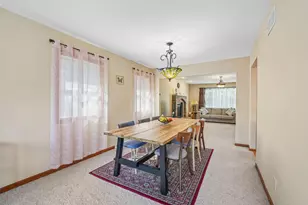 10059 Sheridan Rd, Pleasant Prairie, WI 53158 - Photo 11
