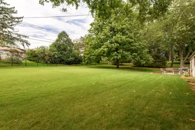 4695  Wessex Dr, Brookfield, WI 53045 - Photo 27