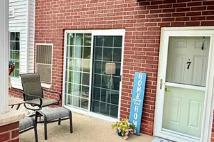8201 Lexington Pl, Pleasant Prairie, WI 53158 - Photo 3