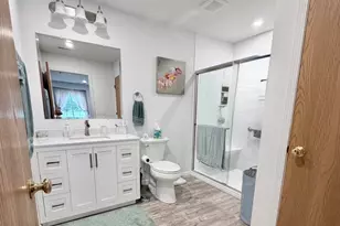 8201 Lexington Pl, Pleasant Prairie, WI 53158 - Photo 11