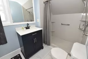 1717 Grange Ave, Racine, WI 53405 - Photo 17