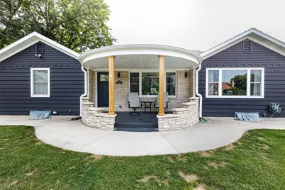 228 N Highland St, Hustisford, WI 53034 - Photo 3