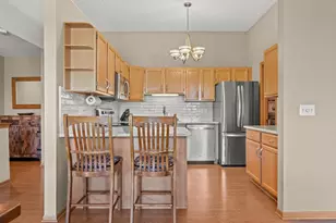 3156 S Toldt Parkway, West Allis, WI 53227 - Photo 15