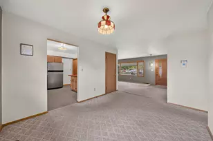 2746 Saemann Ave, Sheboygan, WI 53081 - Photo 13